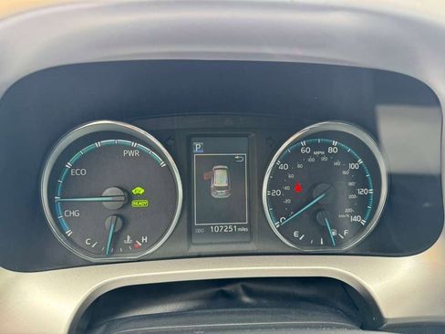 Used 2017 Toyota RAV4 XLE w/ Carpet Mat Package image 25