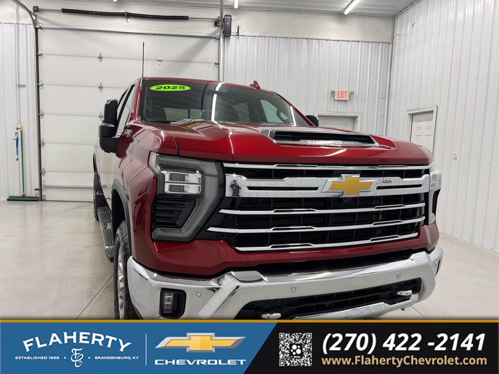 Used 2025 Chevrolet Silverado 3500 LTZ w/ LTZ Premium Package AWD/4WD 360° Tour