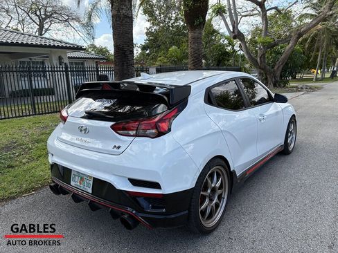 Used 2022 Hyundai Veloster N FWD image 9