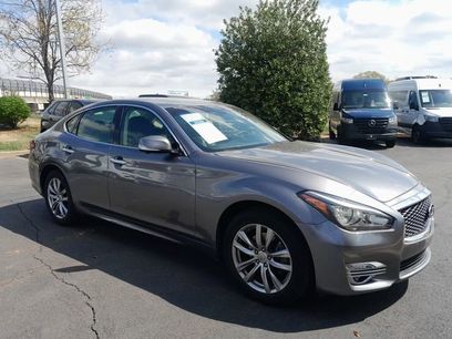 Used 2016 INFINITI Q70 3.7