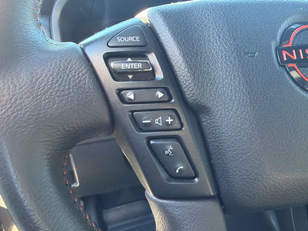 Used 2024 Nissan Titan PRO-4X w/ Pro-4x Convenience Package AWD/4WD image 15