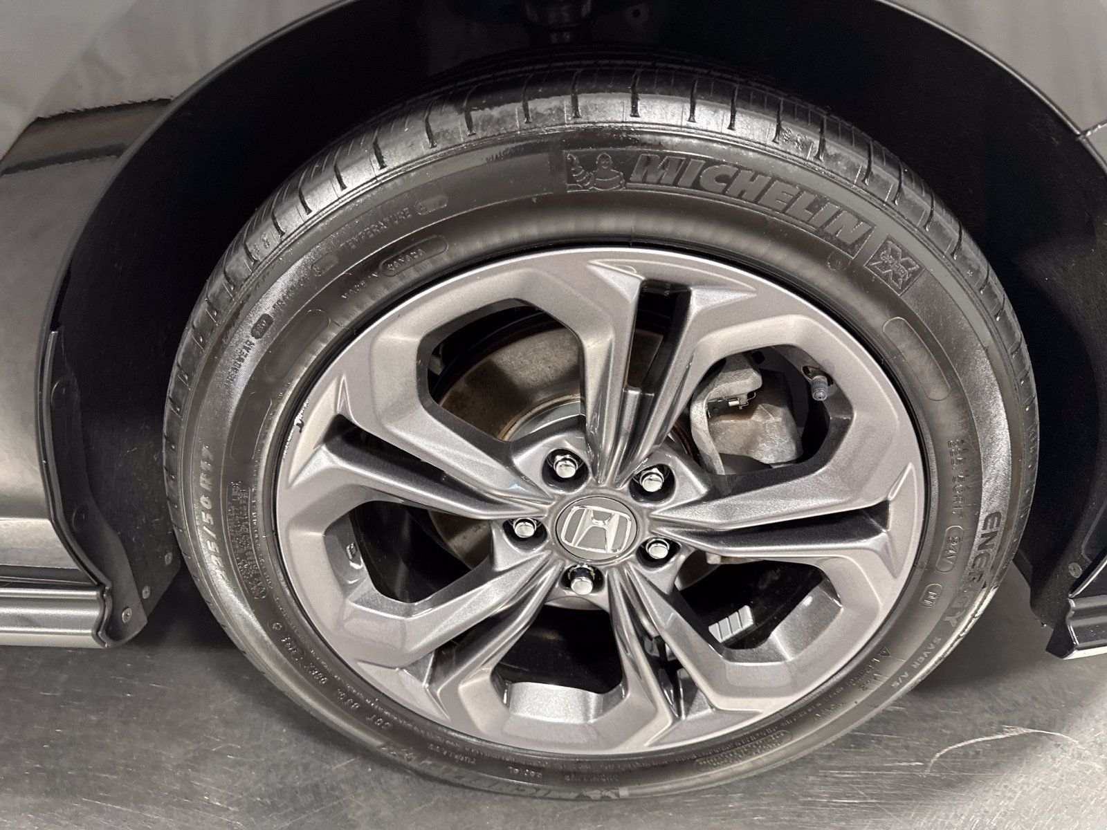 Used 2023 Honda Accord EX image 14