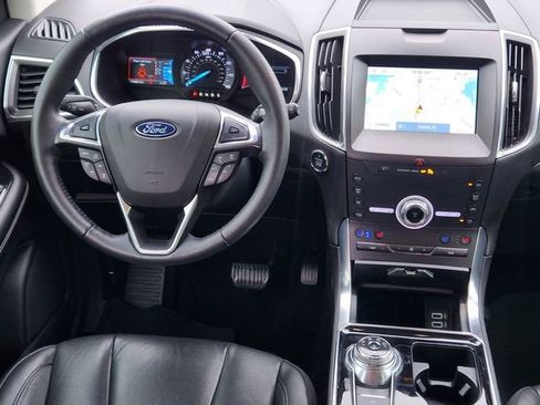 Used 2020 Ford Edge Titanium w/ Equipment Group 301A FWD image 29