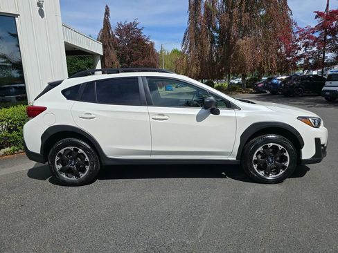 Certified 2021 Subaru Crosstrek 2.0i AWD/4WD image 3