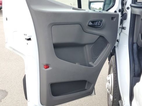 Used 2023 Ford Transit 250 148 High Roof AWD image 9