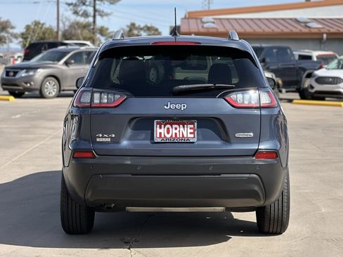 Used 2021 Jeep Cherokee Latitude Plus image 4