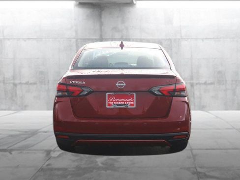 New 2025 Nissan Versa SR w/ Trunk Package image 6
