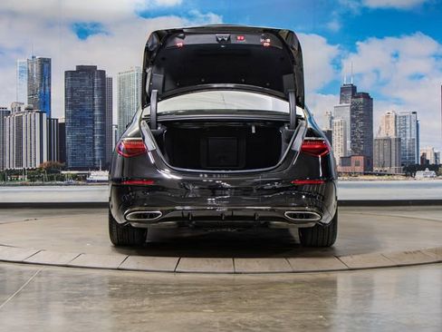 New 2026 Mercedes-Benz S 500 4MATIC image 12