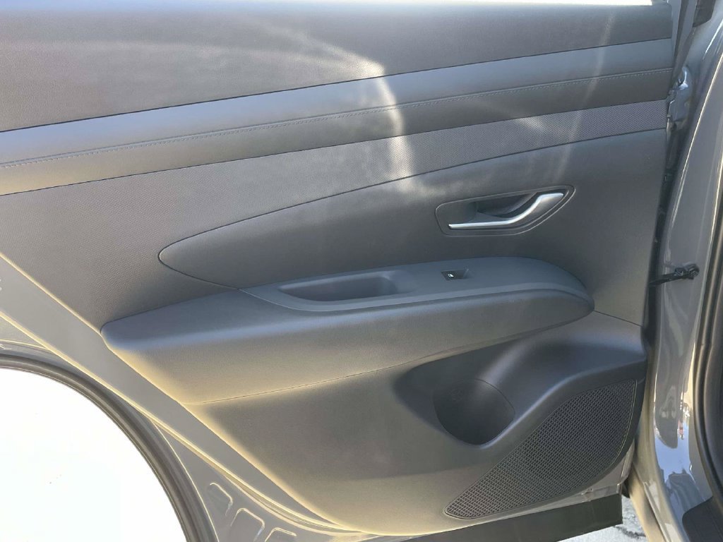 New 2026 Hyundai Tucson SE FWD image 8