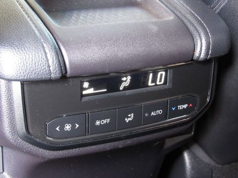 Certified 2026 Toyota Grand Highlander AWD image 36