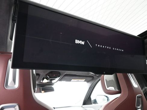 Used 2023 BMW 760i xDrive image 55