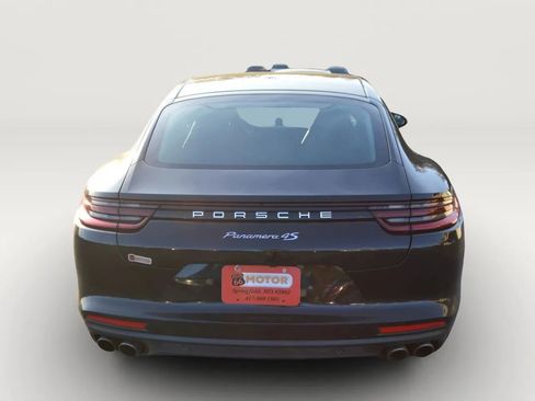 Used 2018 Porsche Panamera 4S image 5