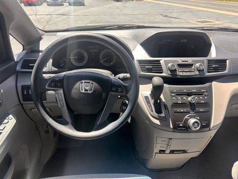 Used 2012 Honda Odyssey EX image 8