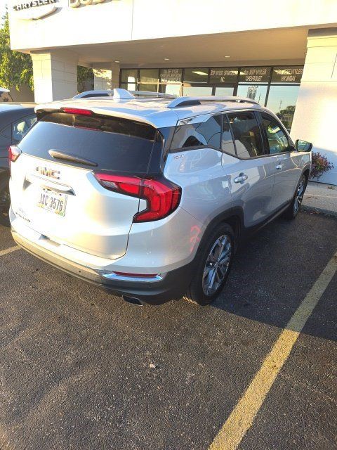Used 2019 GMC Terrain SLT w/ Preferred Package FWD image 5