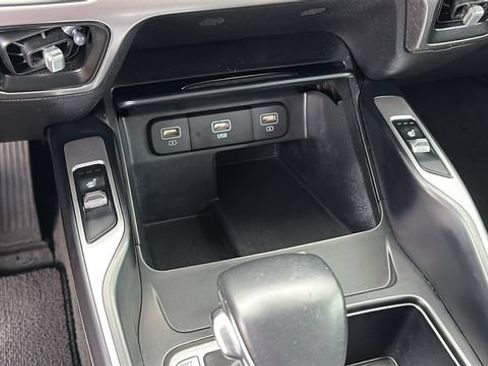 Used 2022 Kia Sorento S FWD image 20
