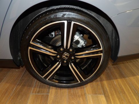 Used 2024 Honda Accord Sport image 9