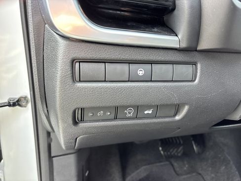 Certified 2023 Nissan Rogue SL w/ SL Premium Package image 22