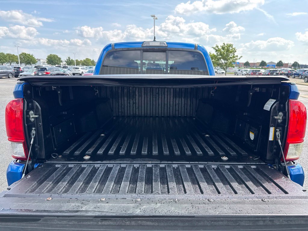 Used 2016 Toyota Tacoma TRD Sport w/ Towing Package AWD/4WD image 37