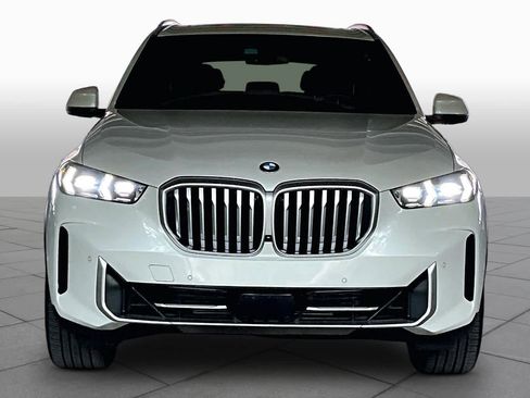 Certified 2025 BMW X5 sDrive40i w/ Climate Comfort Package RWD image 3