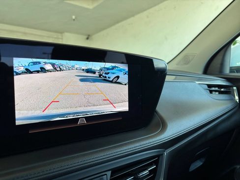 Used 2025 Buick Encore GX Preferred FWD image 23