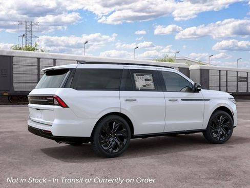 New 2027 Lincoln Navigator Reserve w/ Jet Appearance Package AWD/4WD image 6