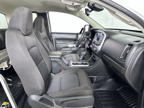 Used 2022 Chevrolet Colorado LT w/ Fleet Safety Package RWD image 29
