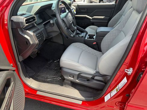 Used 2026 Toyota Tacoma SR5 AWD/4WD image 30