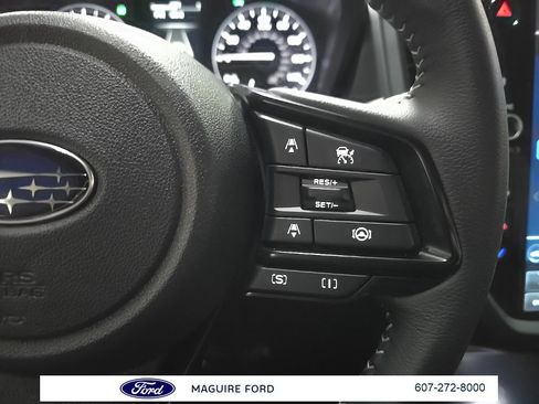 Used 2025 Subaru Forester Premium image 24
