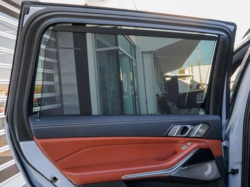 Used 2025 BMW X7 M60i image 20