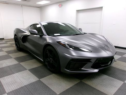 Used 2025 Chevrolet Corvette Stingray Coupe w/ 1LT RWD image 20