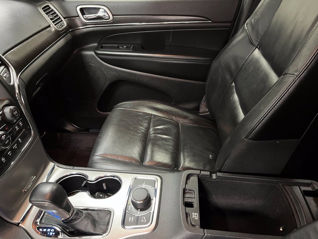 Used 2018 Jeep Grand Cherokee Limited AWD/4WD image 40
