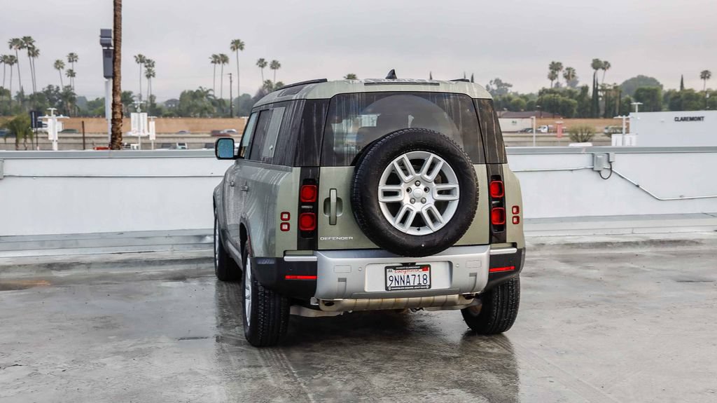 Used 2024 Land Rover Defender 110 S AWD/4WD image 7