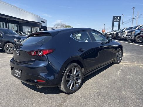 Used 2019 MAZDA MAZDA3 Hatchback w/ Preferred Package image 5