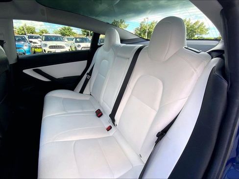 Used 2019 Tesla Model 3 image 25