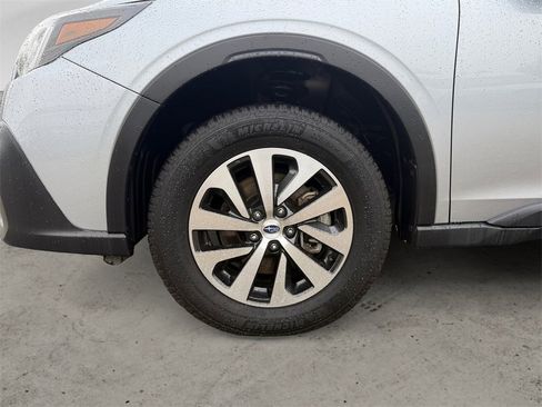 Used 2021 Subaru Outback Premium image 14