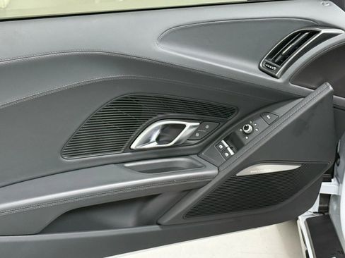 Used 2022 Audi R8 V10 performance image 16
