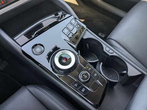 Used 2025 Kia Sportage SX Prestige AWD/4WD image 29