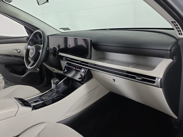Used 2025 Hyundai Tucson SEL AWD/4WD image 28