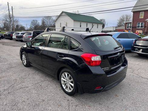 Used 2013 Subaru Impreza 2.0i Premium w/ All-Weather Pkg image 8