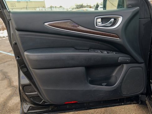 Used 2013 INFINITI JX35 AWD w/ Premium Pkg image 15