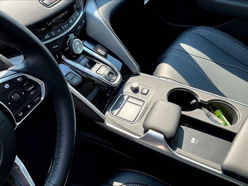 Used 2025 Acura TLX Technology Package image 18