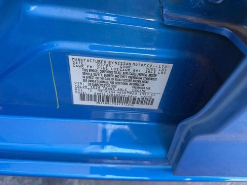 Used 2025 Nissan Sentra SV FWD image 28