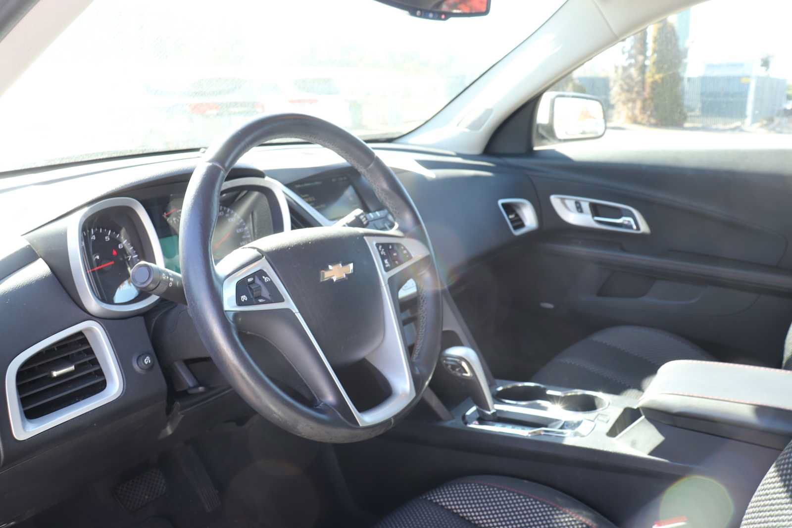 Used 2012 Chevrolet Equinox LT w/ Driver Convenience Package FWD image 10