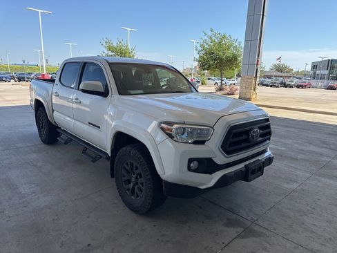 Used 2023 Toyota Tacoma SR5 image 10