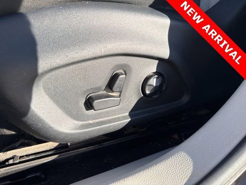 Used 2018 Jeep Compass Limited image 12