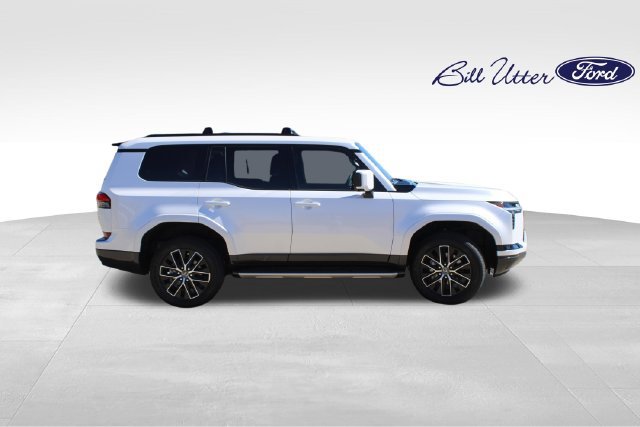 Used 2026 Lexus GX 550 w/ Accessory Package (2T) AWD/4WD image 4