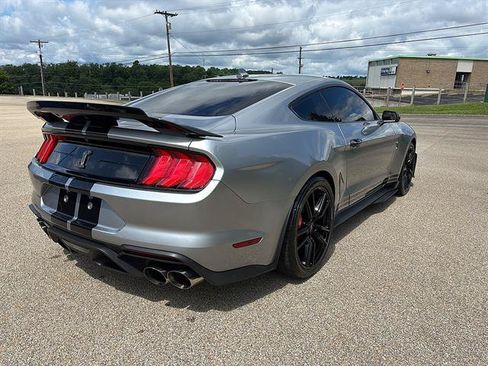 Used 2022 Ford Mustang Shelby GT500 RWD image 4