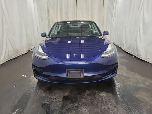 Used 2021 Tesla Model 3 Standard Range Plus RWD image 2