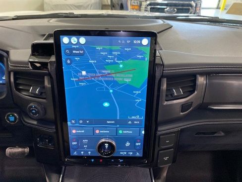 New 2023 Ford F150 Lightning Platinum image 35