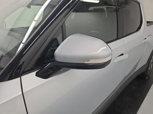 Used 2022 Rivian R1T Adventure AWD/4WD image 33